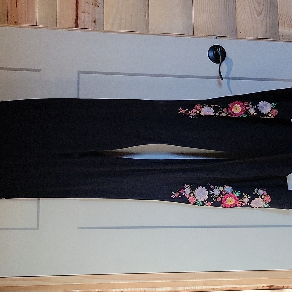 Navy Embroidered Flare Leggings